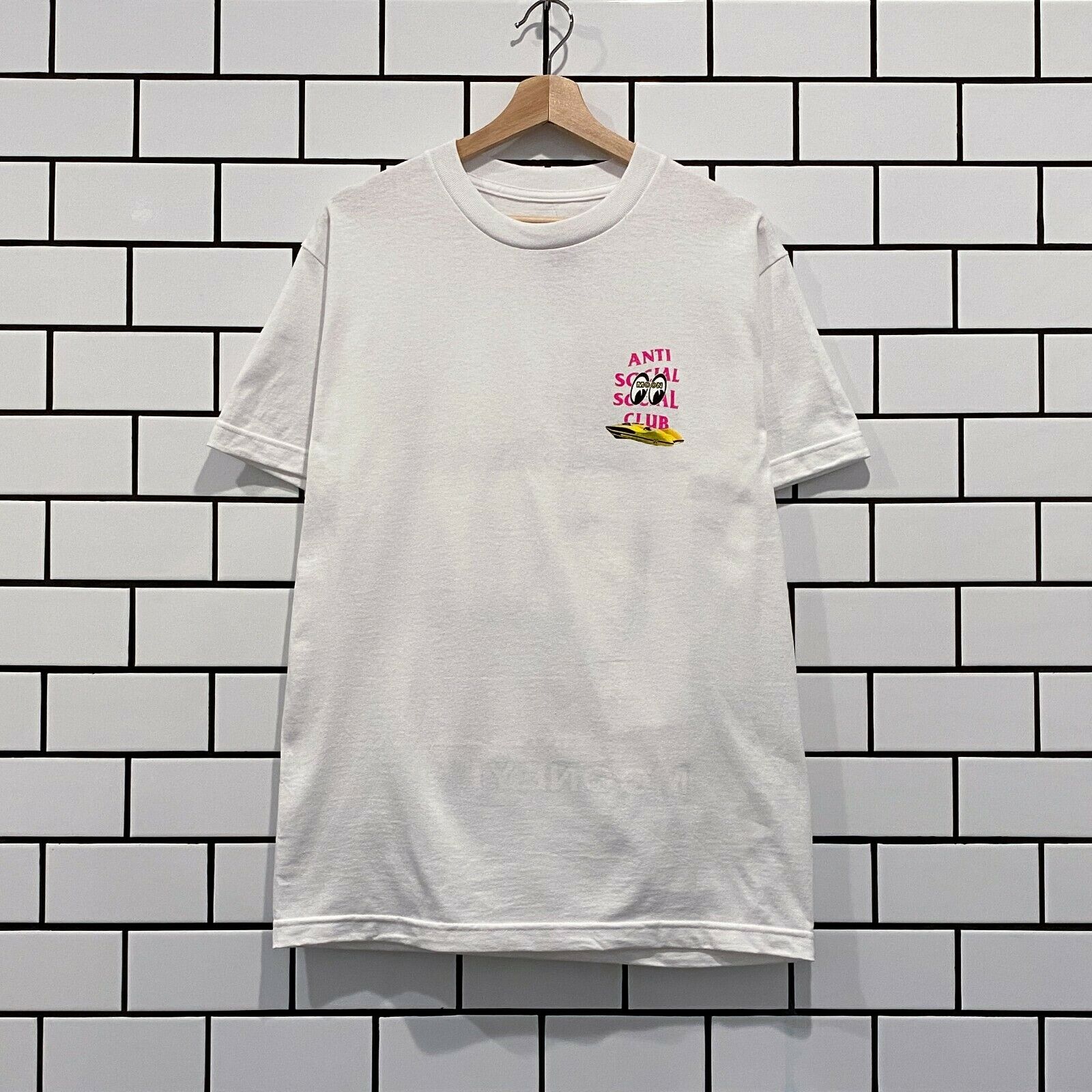 ANTI SOCIAL SOCIAL CLUB ASSC X MOONEYES FLATS PHOTO TEE WHITE