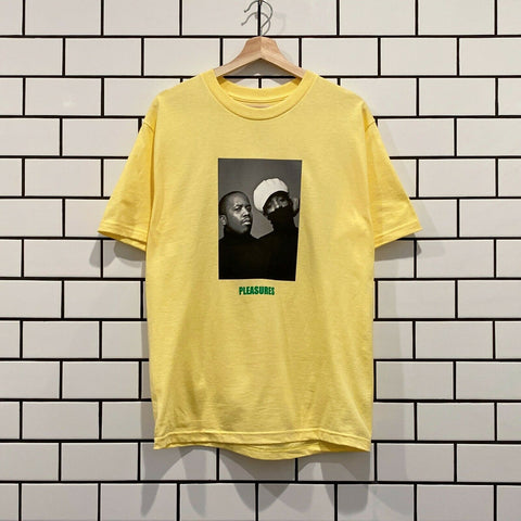 PLEASURES VOCABULARY T-SHIRT BANANA