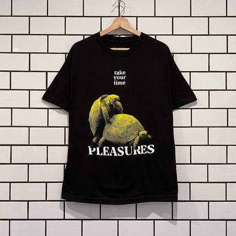 PLEASURES YOUR TIME T-SHIRT BLACK