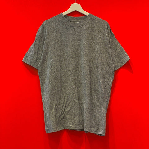 JOHN ELLIOTT UNIVERSITY TEE GREY