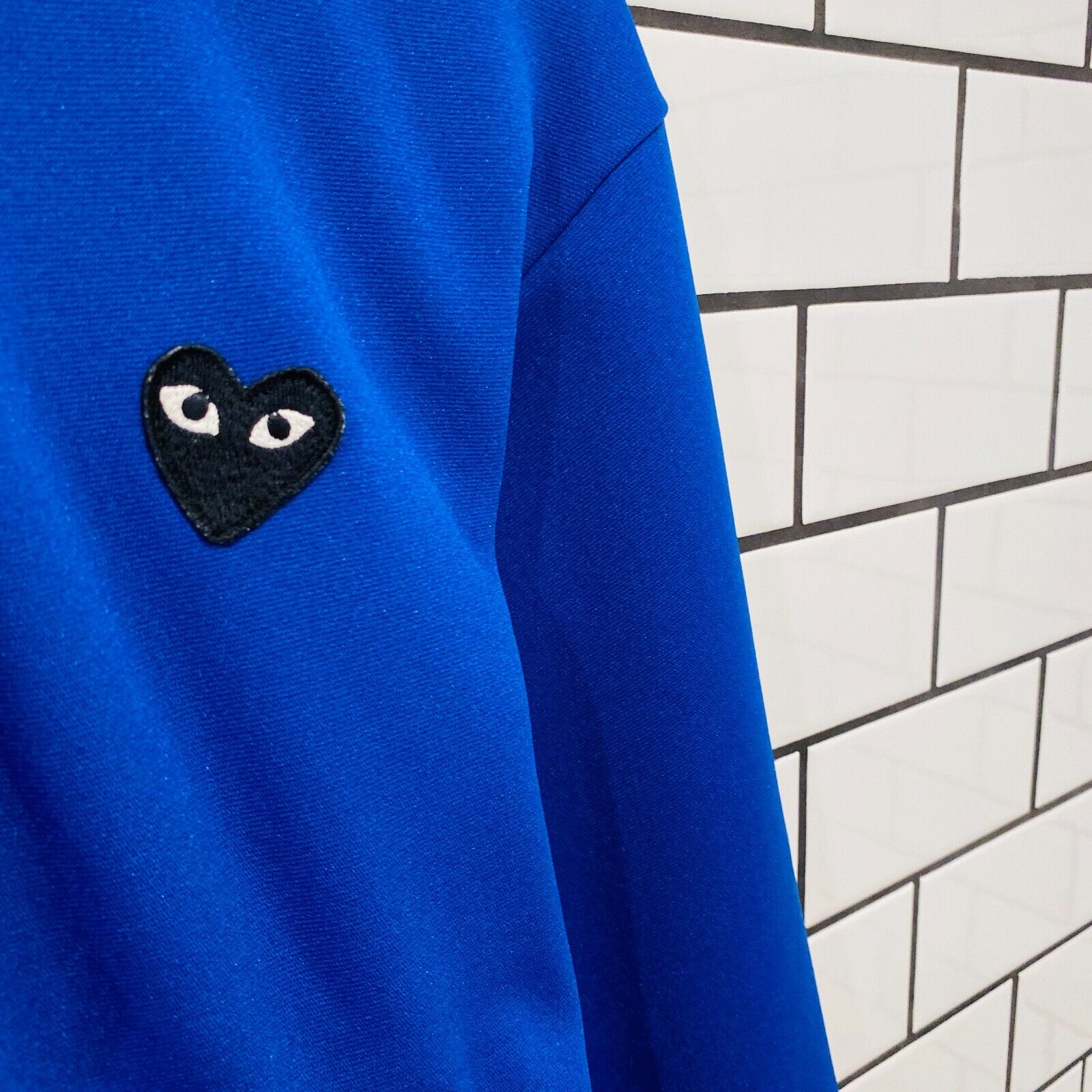 COMME DES GARCONS CDG PLAY BLACK HEART BIG LOGO ZIPPED