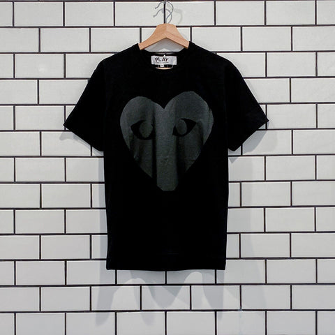 COMME DES GARCONS CDG PLAY LARGE FOIL HEART TEE AZ-T190-051-1