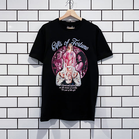 GIFTS OF FORTUNE PURSUIT & SEDUCTION TEE BLACK