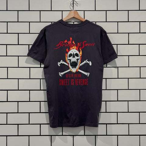 GIFTS OF FORTUNE REVENGE T-SHIRT GREY