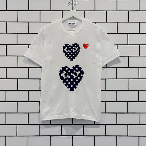 COMME DES GARCONS CDG PLAY DOUBLE HEART POLKA DOT TEE AZ-T238-051-1