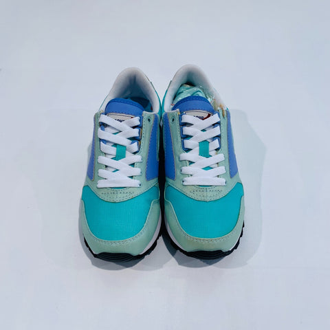 BROOKS CHARIOT WOMENS CASUAL SHOE 120171 1B 349 BAY/AQUA/EASTER
