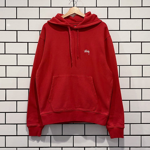 STUSSY STOCK LOGO HOOD RED