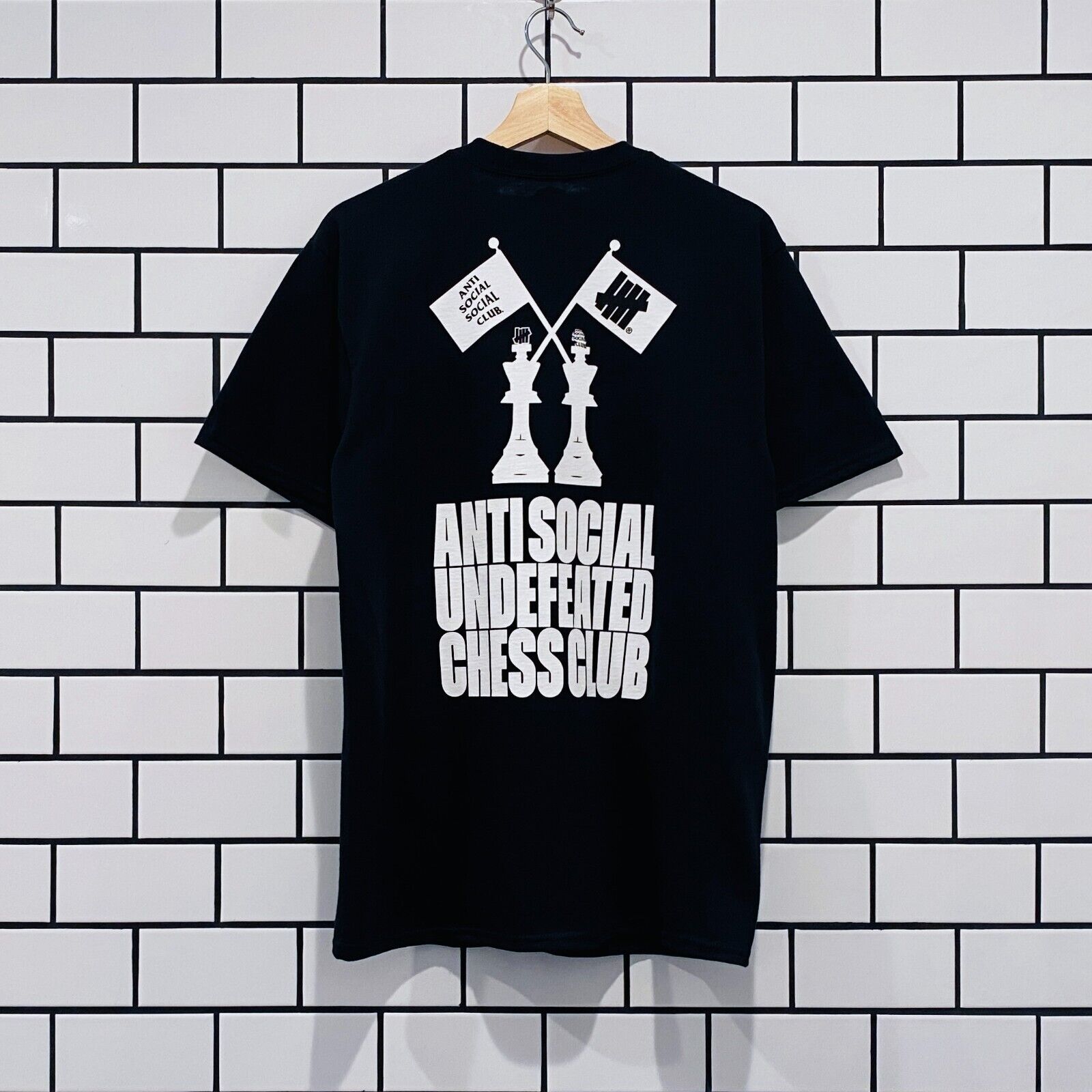 Tシャツ・カットソー Anti Social Social Club Concrete Jungle Racing Team Tee FW19 Anti Social Social Club Concrete Jungle Racing Team Tee