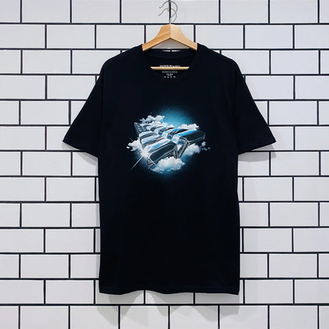 PAPER PLANES ABOVE THE CLOUDS TEE BLACK